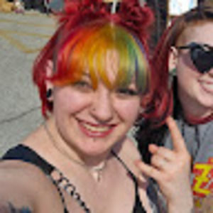 Meet your Posher, Alexis